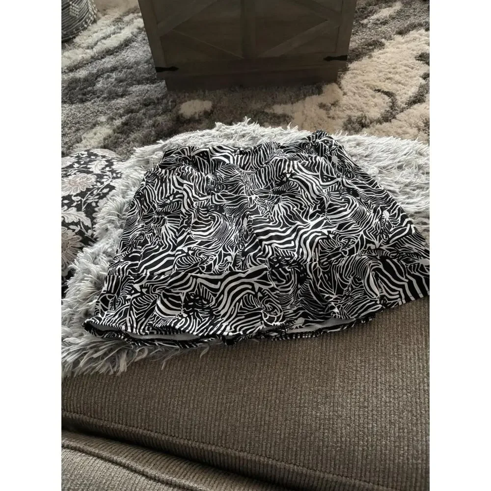 Forgotten 3 Black White Zebra Print Ruffle Hem Mini‎ Skirt Women's NWOT SZ S